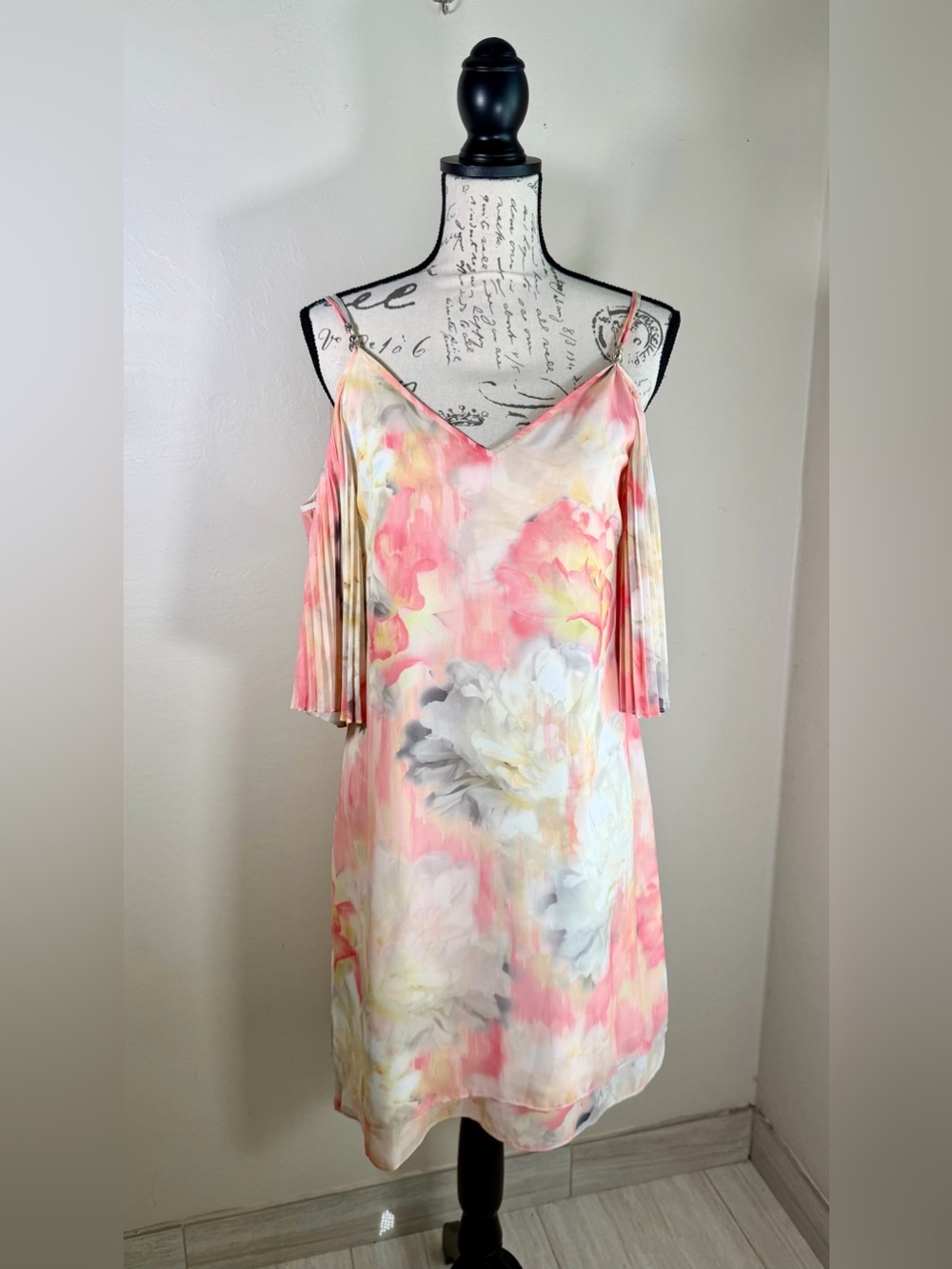 White House Black Market Pink Cream Watercolor Floral Cold-Shoulder Mini Dress